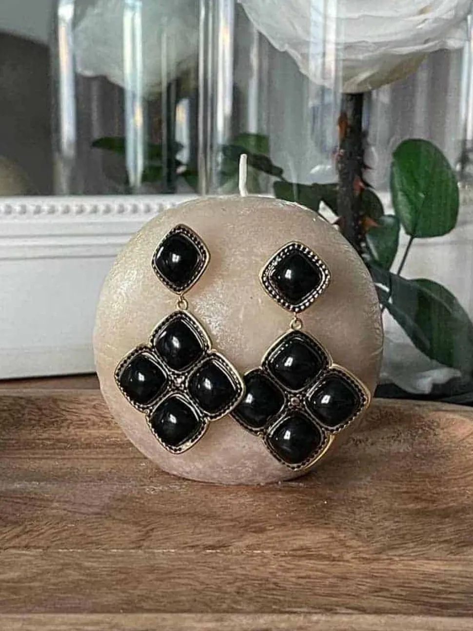 boucles_doreille_noir_ade_0.webp Femmes Saheline Boucles D'Oreille Noir Adele