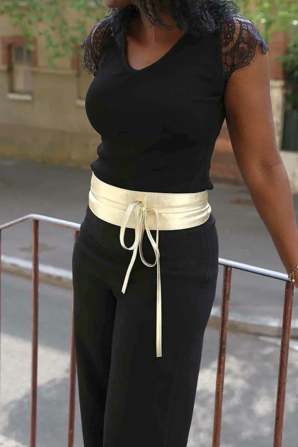 ceinture_en_cuir_metallis_0.webp Femmes Saheline Ceinture En Cuir Metallise Dore Casey