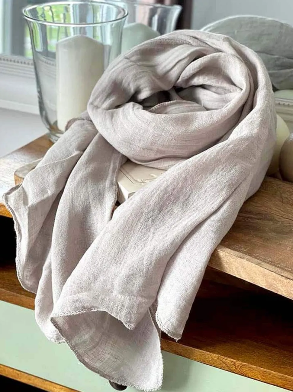 foulard_beige_emery_0.webp Homme Saheline Foulard Beige Emery
