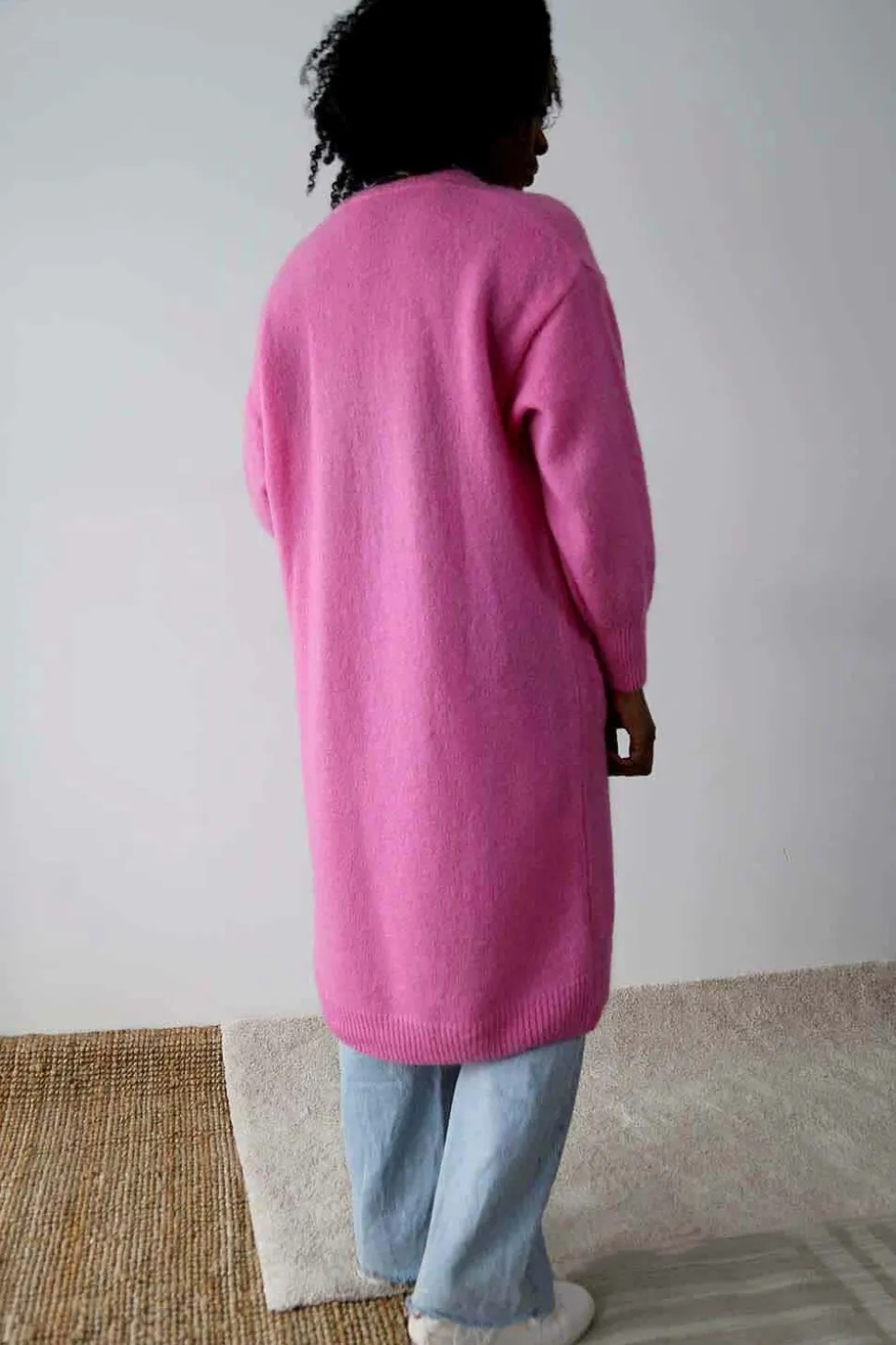 gilet_long_rose_dan_2.webp Femmes Saheline Gilet Long Rose Dan