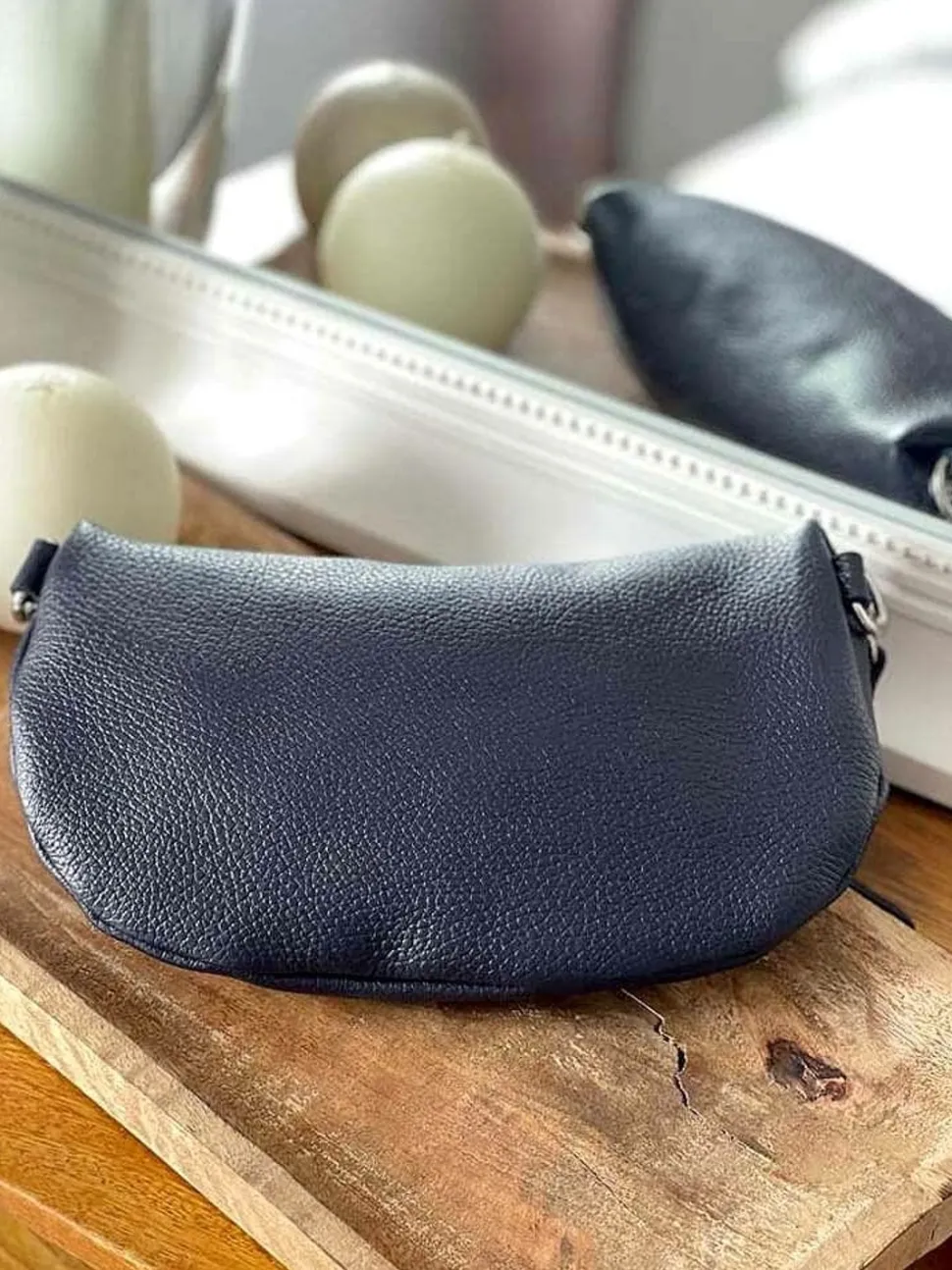 sac_banane_bleu_marine_ch_2.webp Femmes Saheline Sac Banane Bleu Marine Chelby