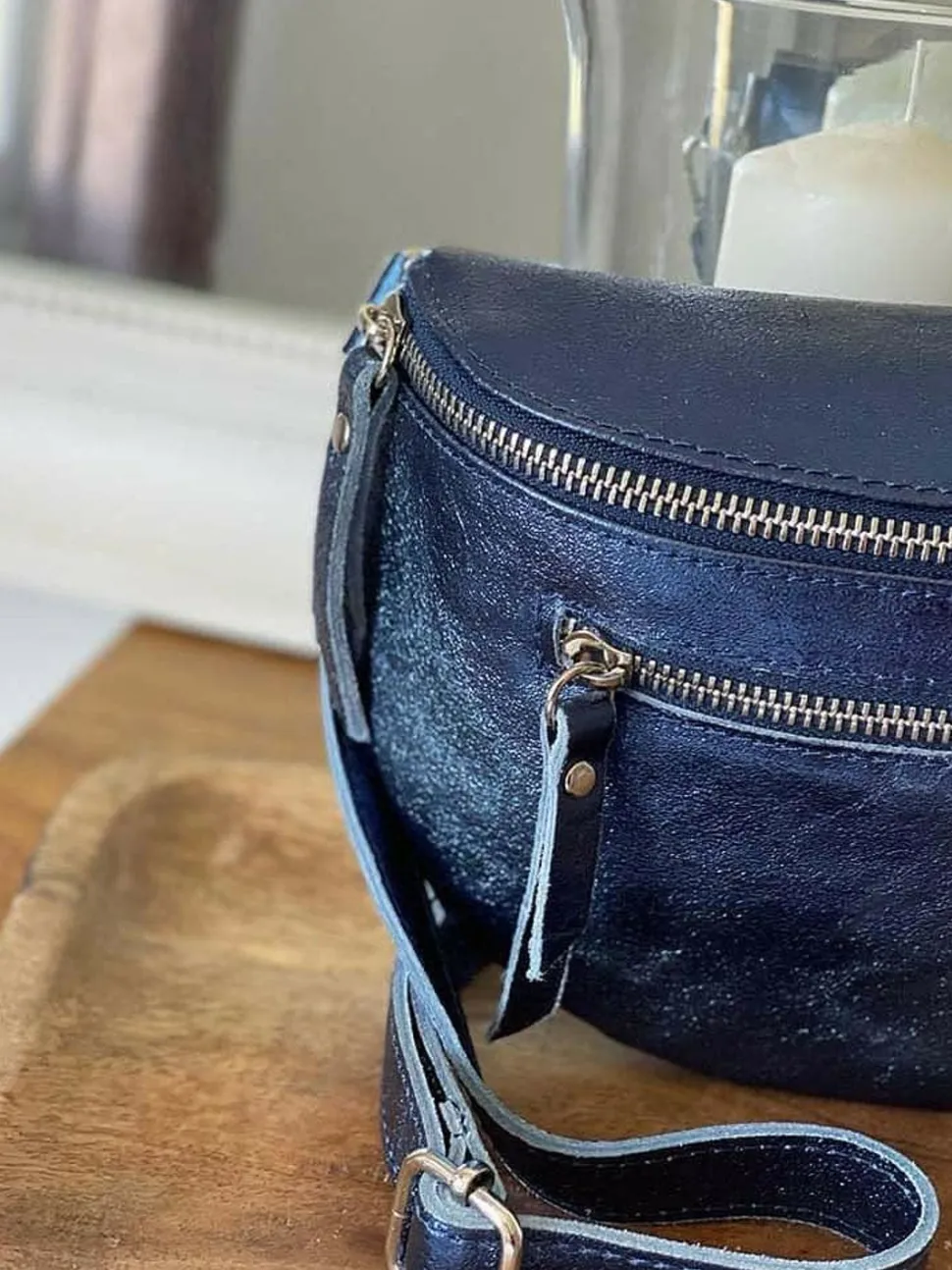 sac_banane_bleu_marine_ju_1.webp Femmes Saheline Sac Banane Bleu Marine June