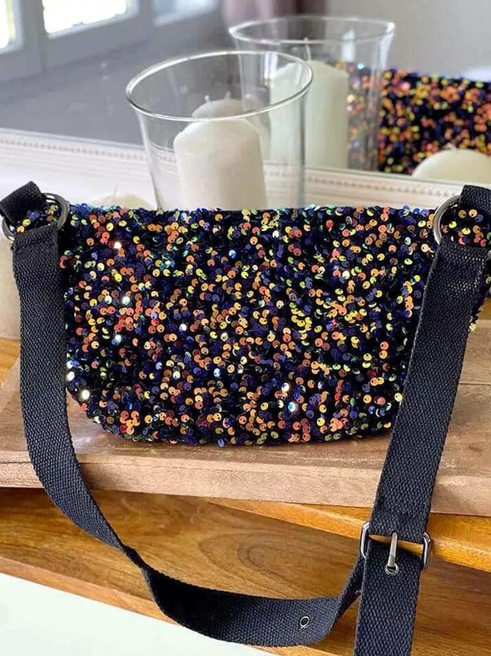 sac_banane_bleu_peche_a_s_3.webp Femmes Saheline Sac Banane Bleu Peche A Sequins Laumy