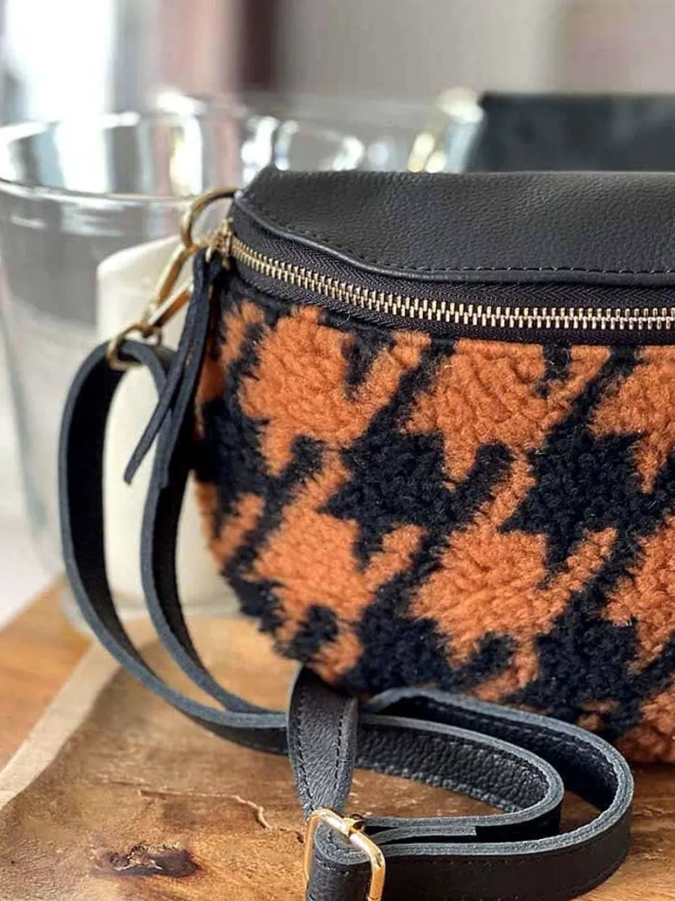 sac_banane_marron_camel_d_0.webp Femmes Saheline Sac Banane Marron Camel Debbie
