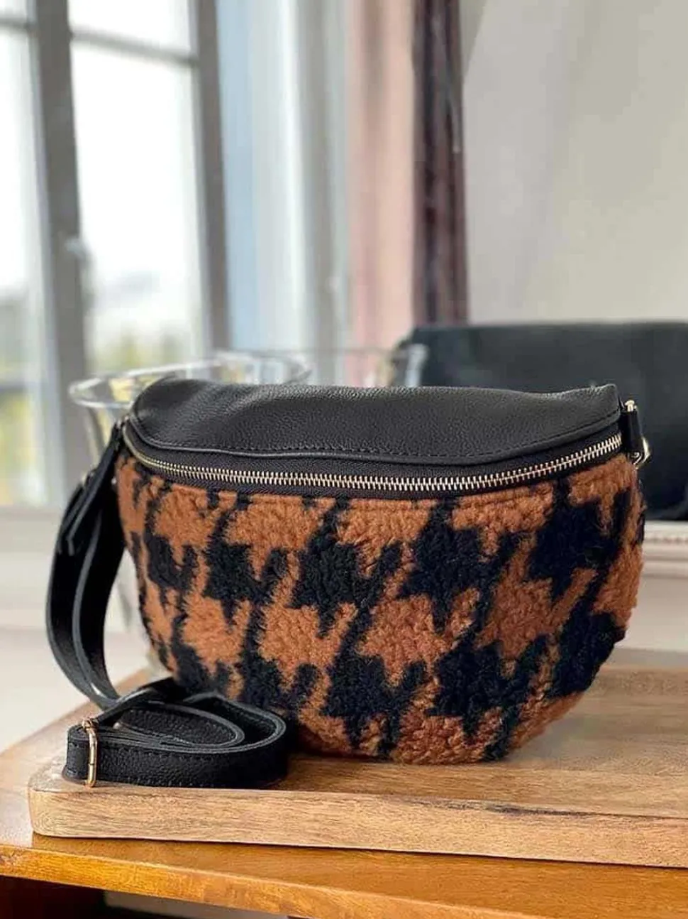 sac_banane_marron_camel_d_1.webp Femmes Saheline Sac Banane Marron Camel Debbie