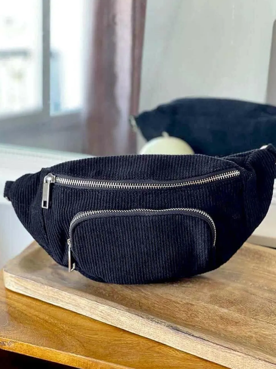 sac_banane_noir_estela_1.webp Femmes Saheline Sac Banane Noir Estela