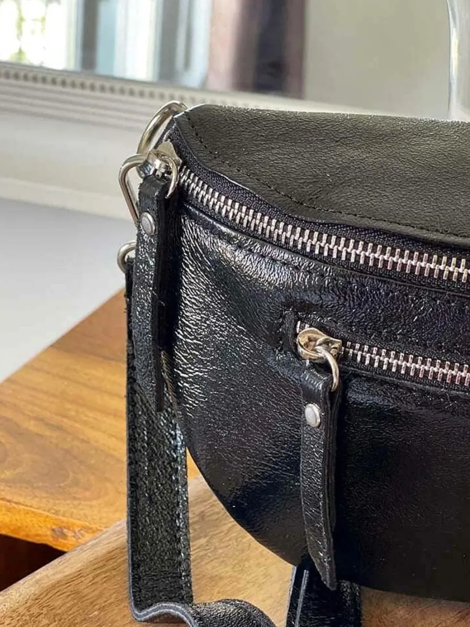 sac_banane_noir_june_2.webp Femmes Saheline Sac Banane Noir June