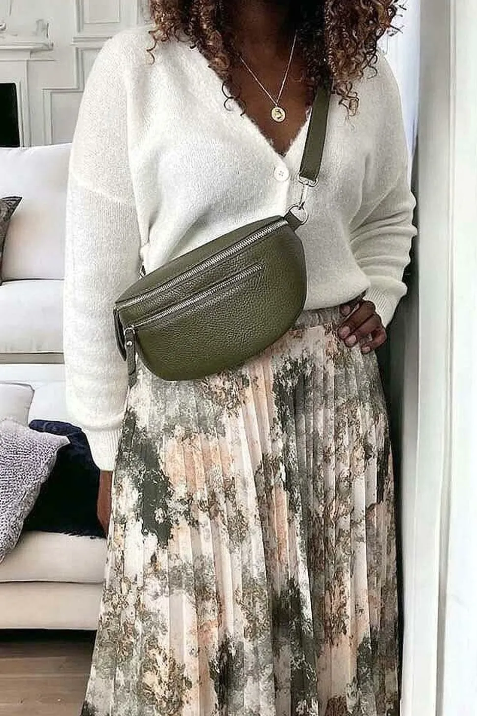 sac_banane_vert_kaki_chel_1.webp Femmes Saheline Sac Banane Vert Kaki Chelby