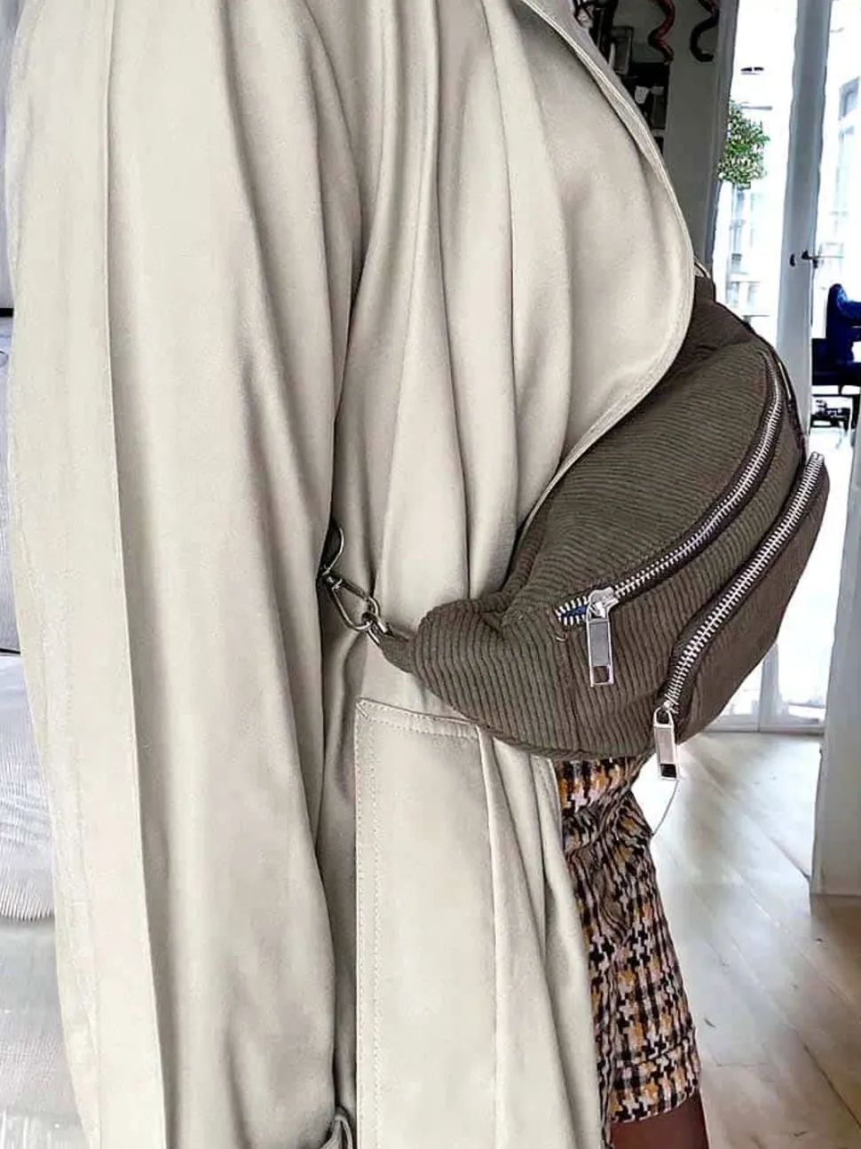 sac_banane_vert_kaki_este_0.webp Femmes Saheline Sac Banane Vert Kaki Estela